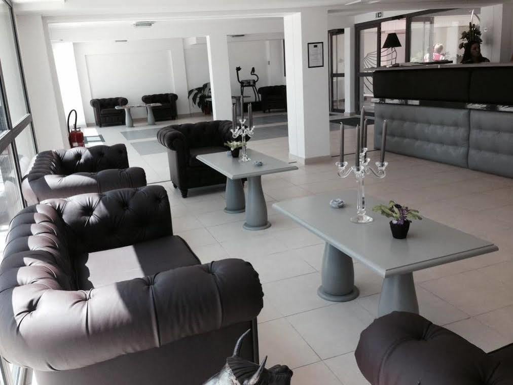Hôtel Bel Azur Six-Fours-les-Plages Buitenkant foto